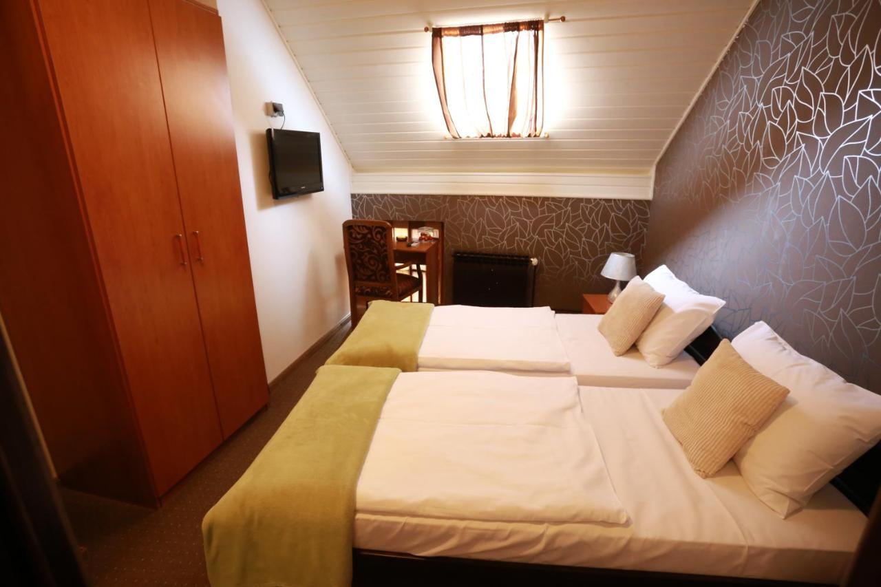 Bed and Breakfast Rustika Sobe Osijek Zewnętrze zdjęcie