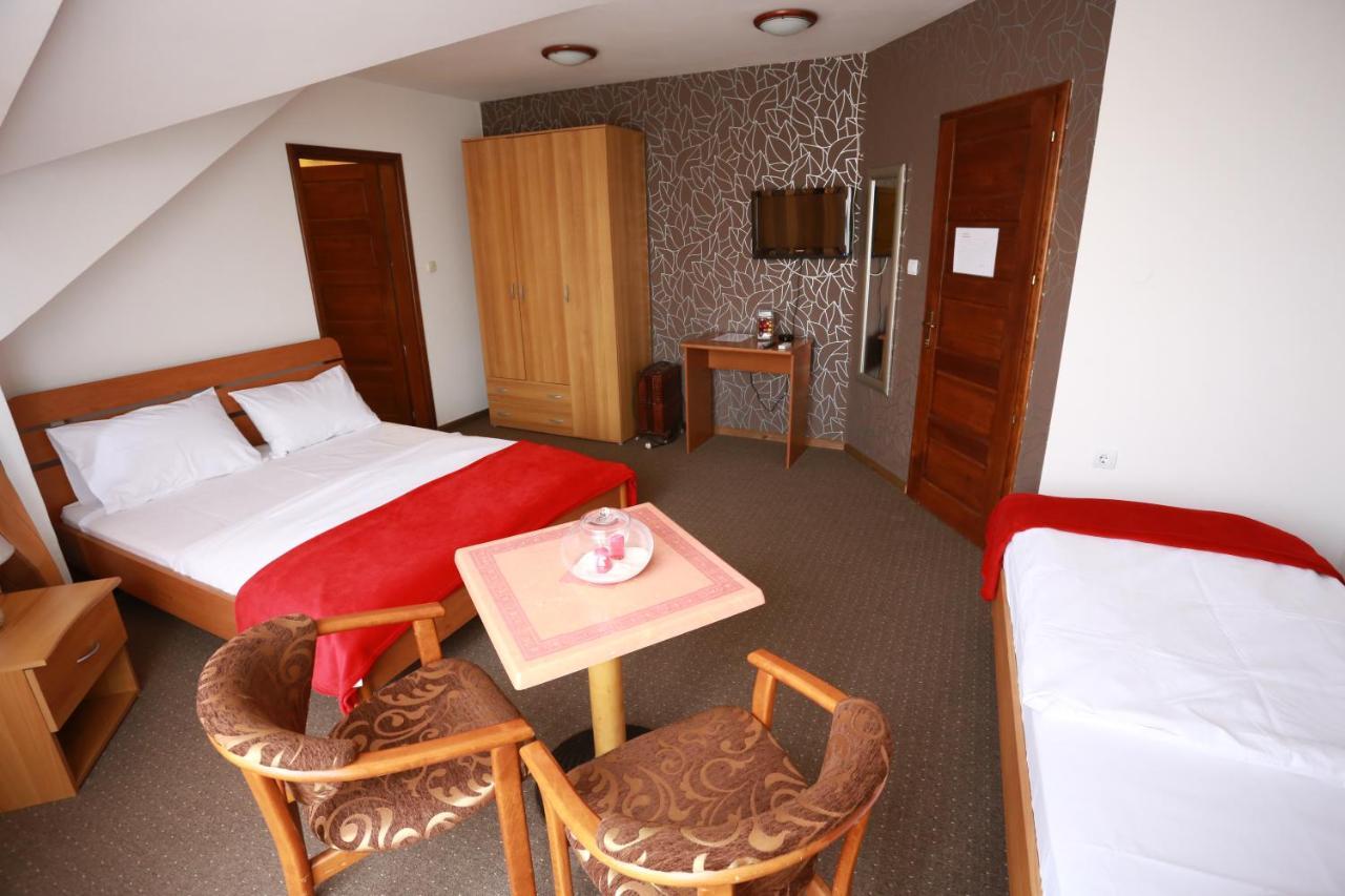 Bed and Breakfast Rustika Sobe Osijek Zewnętrze zdjęcie